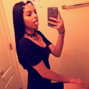 Meet your Posher, Jacqueline